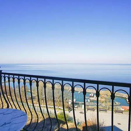 Mit Traumhaftem Meerblick - Haus Am 10 Lohme