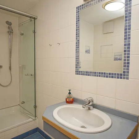 Haus Am Nr 10 Appartamento Lohme