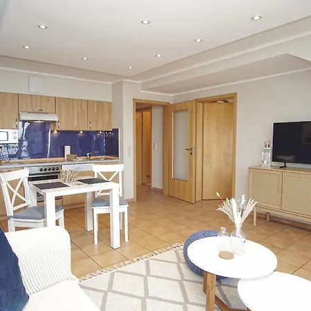 Apartment Mit Traumhaftem Meerblick - Haus Am 10 *